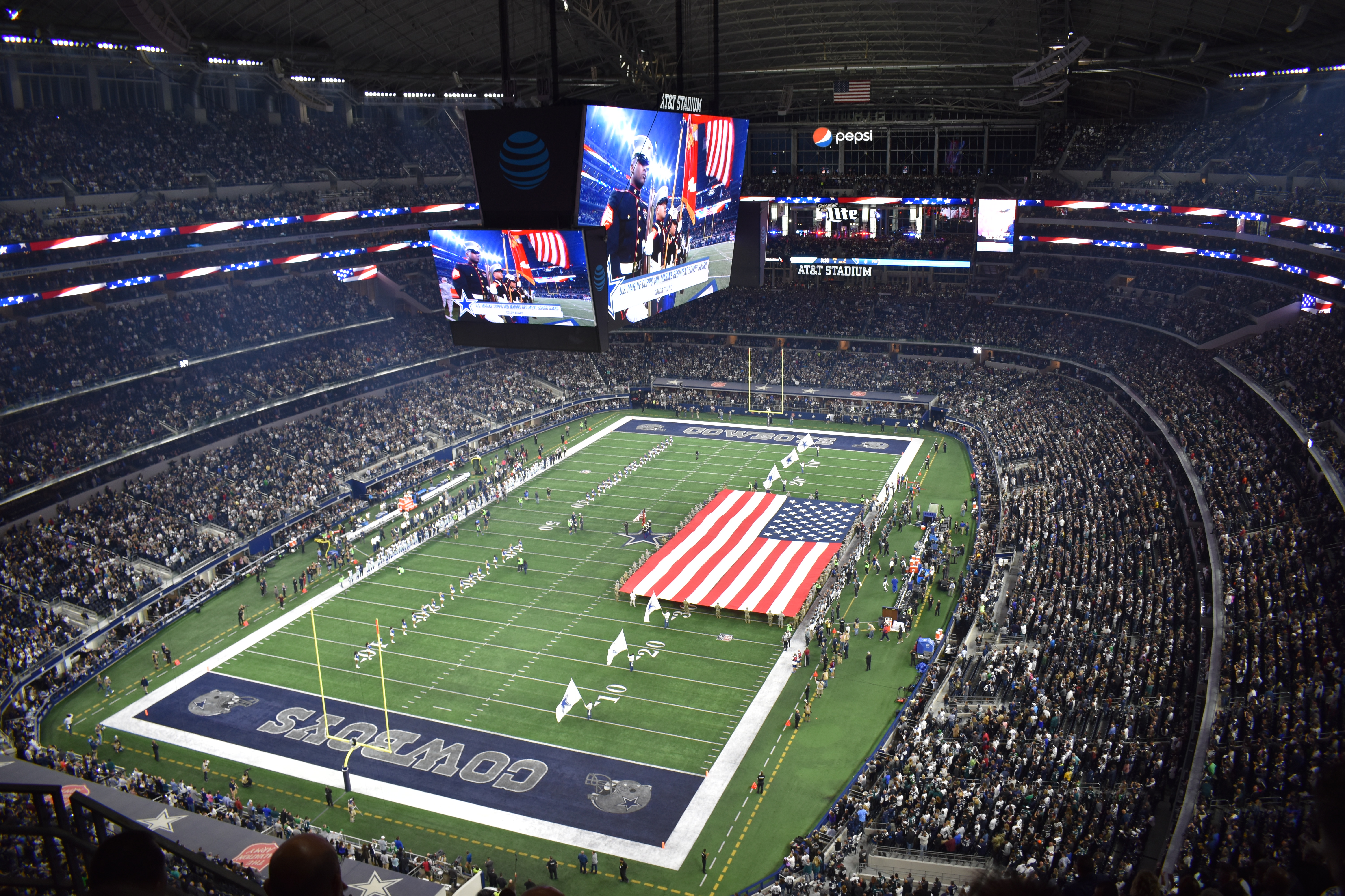 Survivor at Every Stadium: Dallas CowboysTeam Draft6000 x 4000